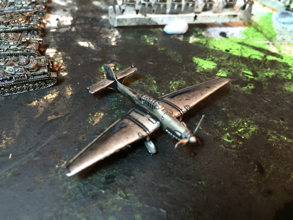 GHQ 1/285 JU-87 Stuka undercoated